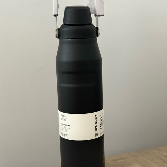 Stanley 36oz stainless steel ice flow aero light water bottle fast flow - Picture 6 of 7